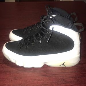 Air Jordan 9 City of Flight